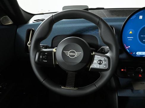 Used 2025 MINI Cooper Countryman S w/ Comfort Package Max image 18