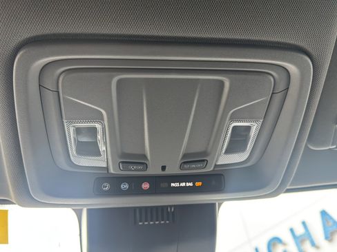 Used 2022 Chevrolet Silverado 1500 Custom Trail Boss image 33