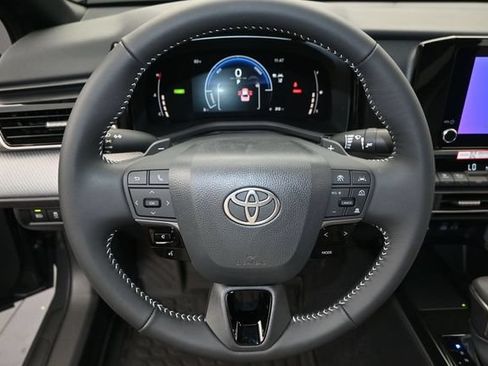 New 2026 Toyota Camry SE FWD image 5