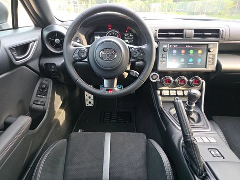 New 2026 Toyota GR86 Premium w/ Performance Package RWD image 9