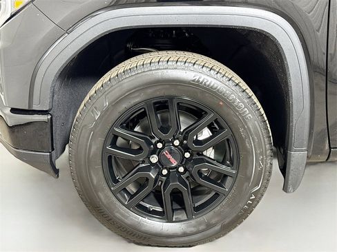 New 2026 GMC Sierra 1500 Elevation image 19