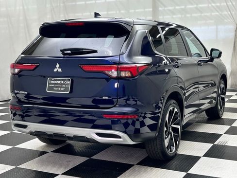 Used 2024 Mitsubishi Outlander SE image 8