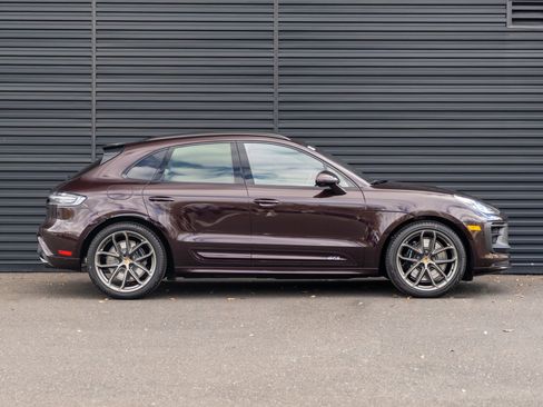 New 2026 Porsche Macan GTS image 9