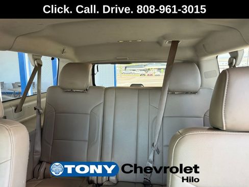 Used 2016 Chevrolet Suburban LTZ RWD image 9
