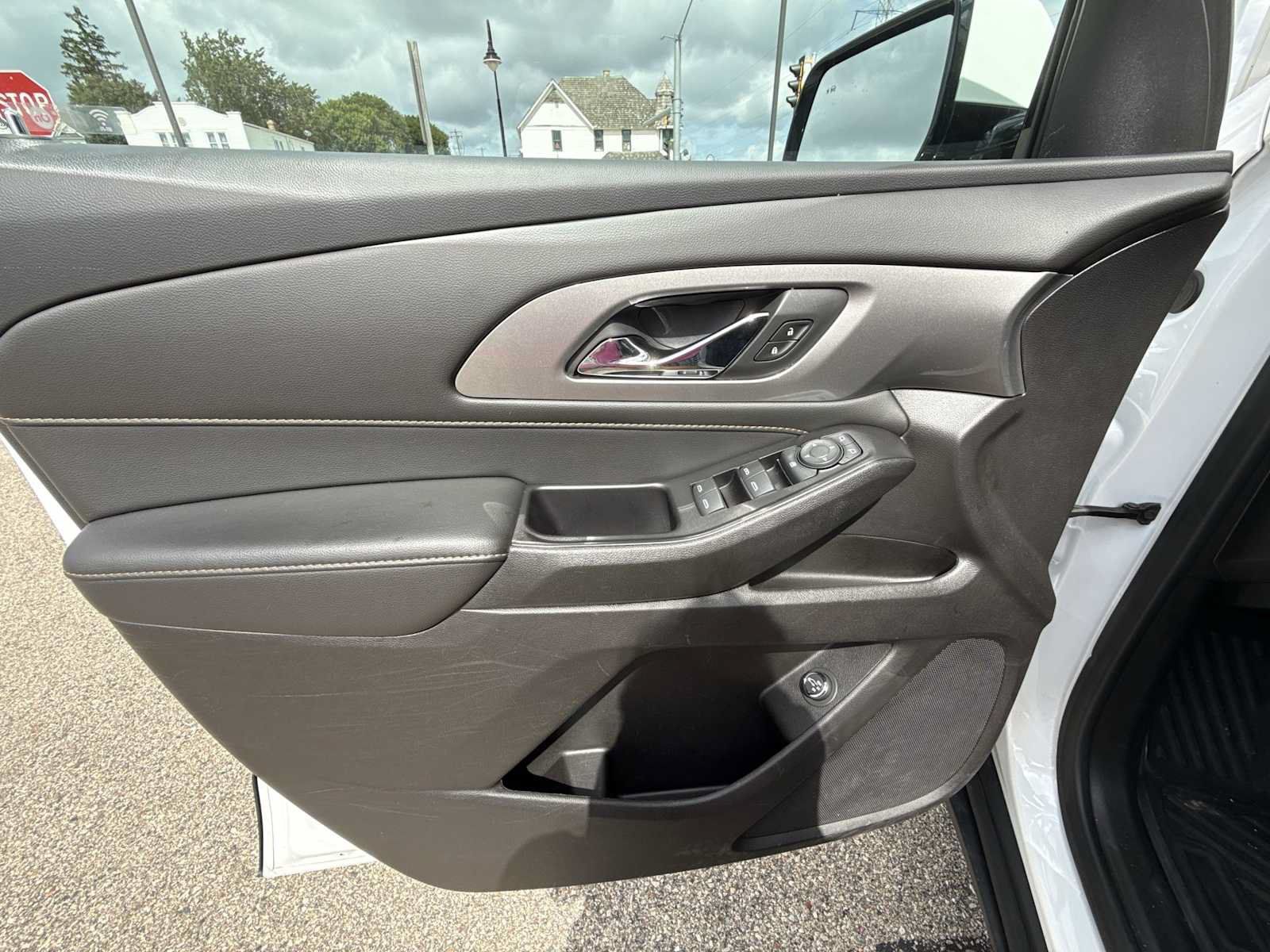 Certified 2019 Chevrolet Traverse LT AWD/4WD image 21