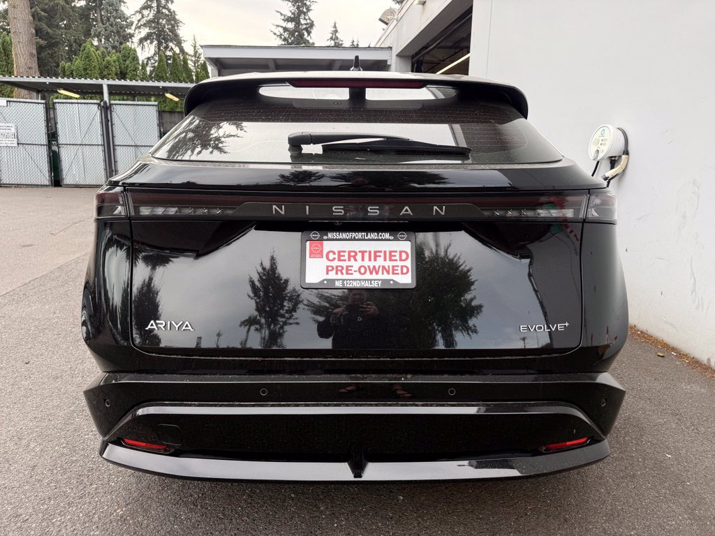 Certified 2023 Nissan Ariya FWD image 8