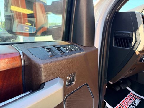 Used 2019 Ford F250 King Ranch w/ King Ranch Ultimate Package image 21