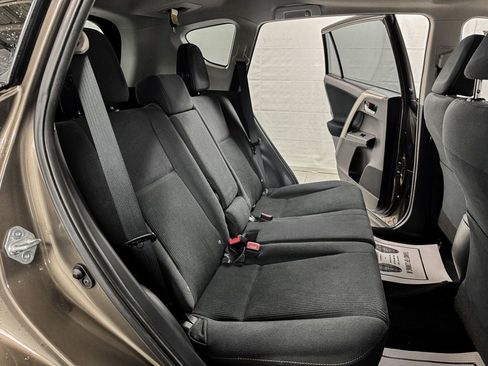 Used 2015 Toyota RAV4 XLE AWD/4WD image 11