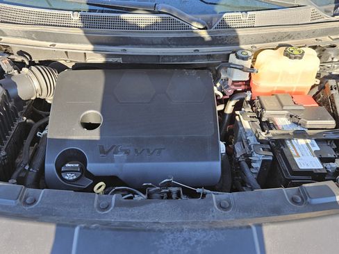 Used 2018 Chevrolet Traverse LT image 23