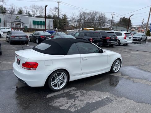 Used 2013 BMW 135i Convertible image 27