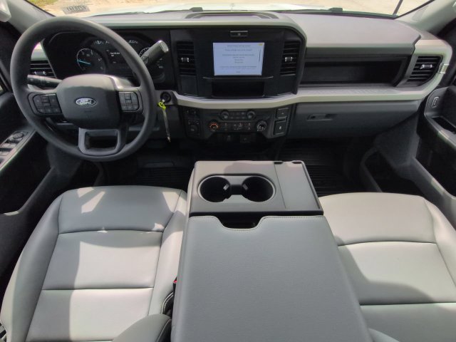 New 2027 Ford F350 XL w/ XL Chrome Package AWD/4WD image 15