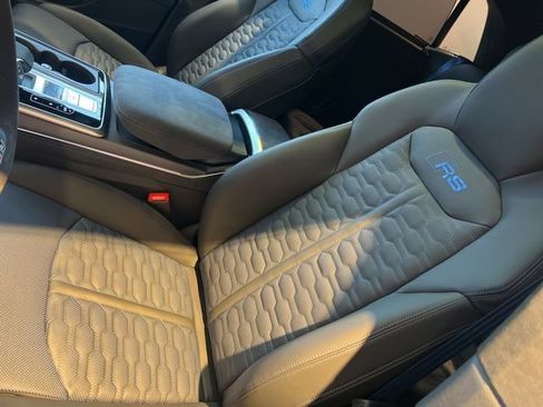 New 2026 Audi RS Q8 performance image 8