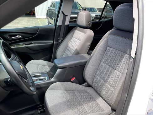 Used 2023 Chevrolet Equinox LT AWD/4WD image 10