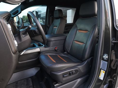 Used 2023 GMC Sierra 3500 AT4 w/ AT4 Preferred Package AWD/4WD image 18