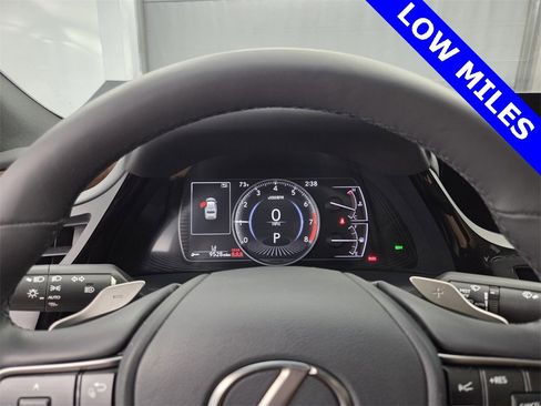 Used 2022 Lexus ES 350 w/ Premium Package image 32