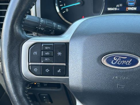 Used 2024 Ford Expedition XLT RWD image 24