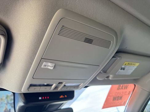 Certified 2025 MAZDA CX-30 2.5 Turbo w/ Premium Package image 34