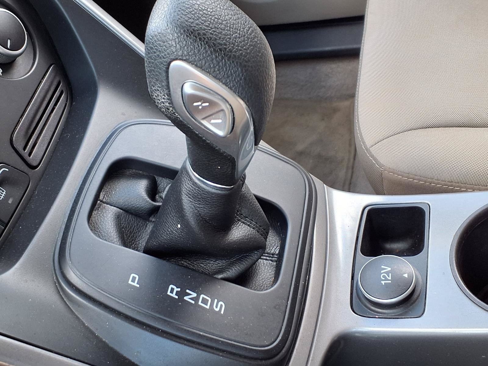 Used 2016 Ford Escape SE FWD image 16