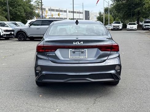 Used 2023 Kia Forte LXS FWD image 3