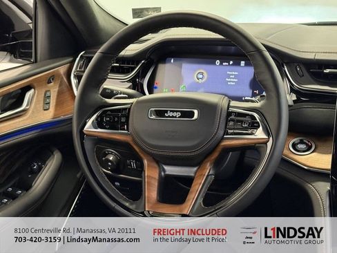 New 2025 Jeep Grand Cherokee Summit image 35