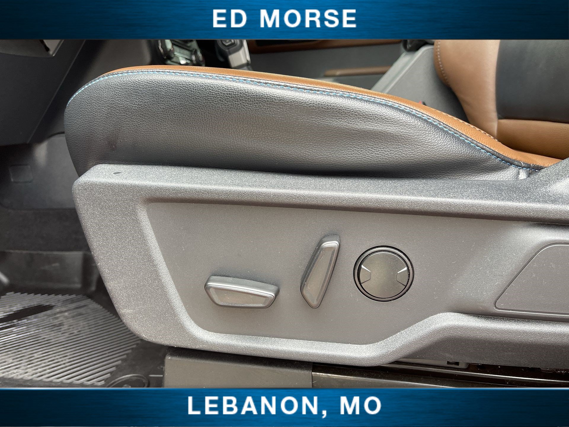 Used 2023 Ford Bronco Outer Banks AWD/4WD image 34