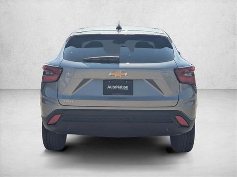 New 2026 Chevrolet Trax LS FWD image 8