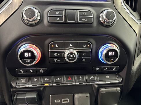 Used 2022 GMC Sierra 3500 Denali image 33