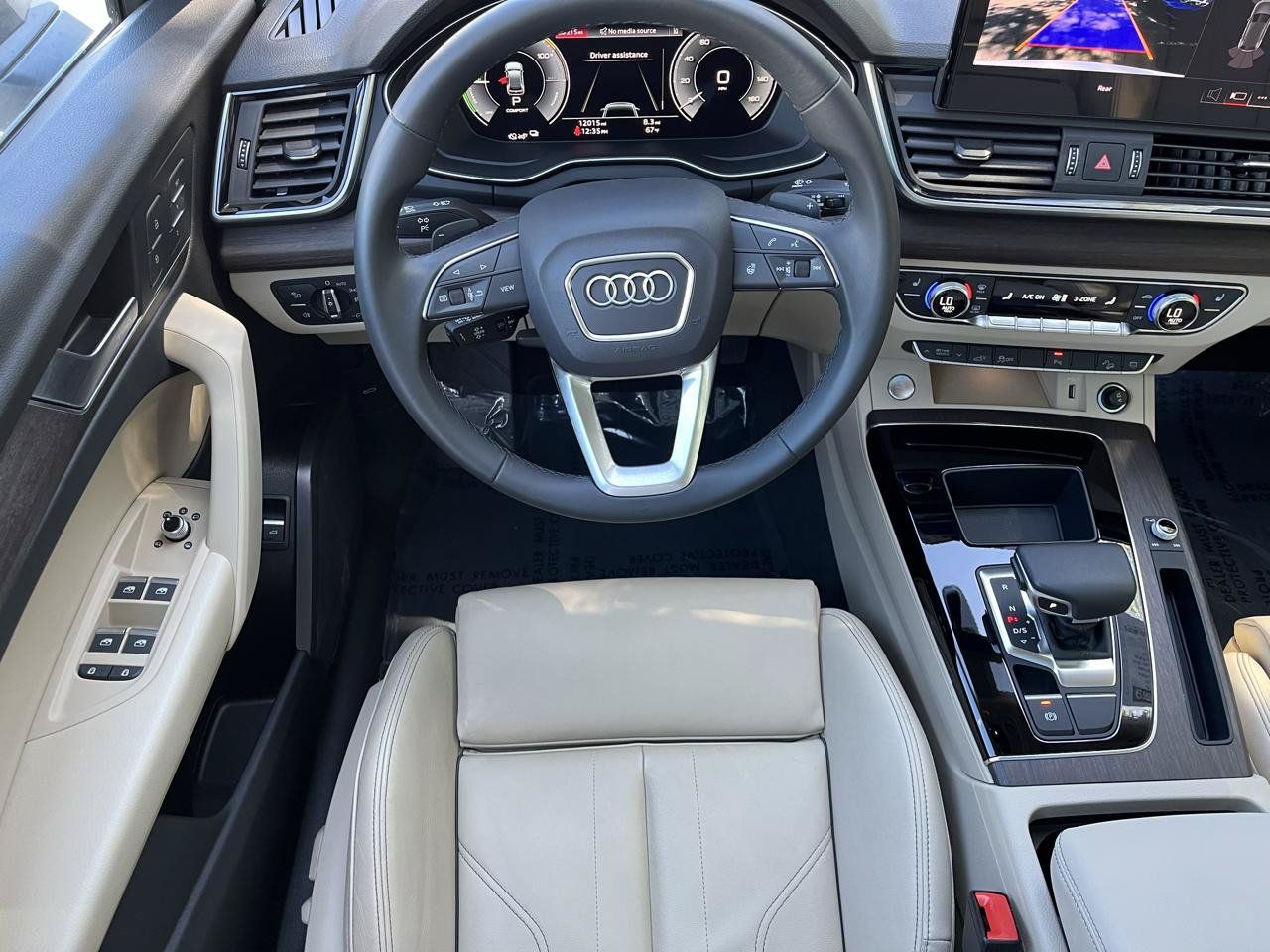 Used 2024 Audi Q5 e Premium AWD/4WD image 6