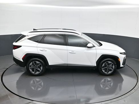 Certified 2025 Hyundai Tucson SEL image 16