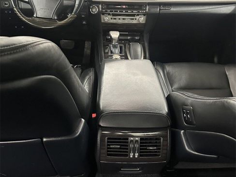 Used 2015 Lexus LS 460 L image 26
