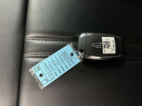 Used 2020 Lincoln MKZ AWD w/ Convenience Package image 12