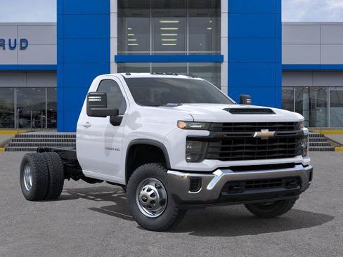 New 2025 Chevrolet Silverado 3500 W/T w/ WT Convenience Package AWD/4WD image 7