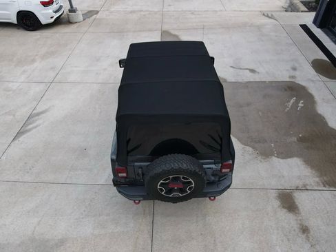 Used 2017 Jeep Wrangler Unlimited Rubicon image 55