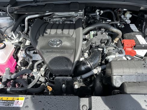 Used 2026 Toyota Grand Highlander XLE image 9