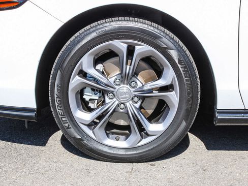 Certified 2024 Honda Accord EX-L image 11