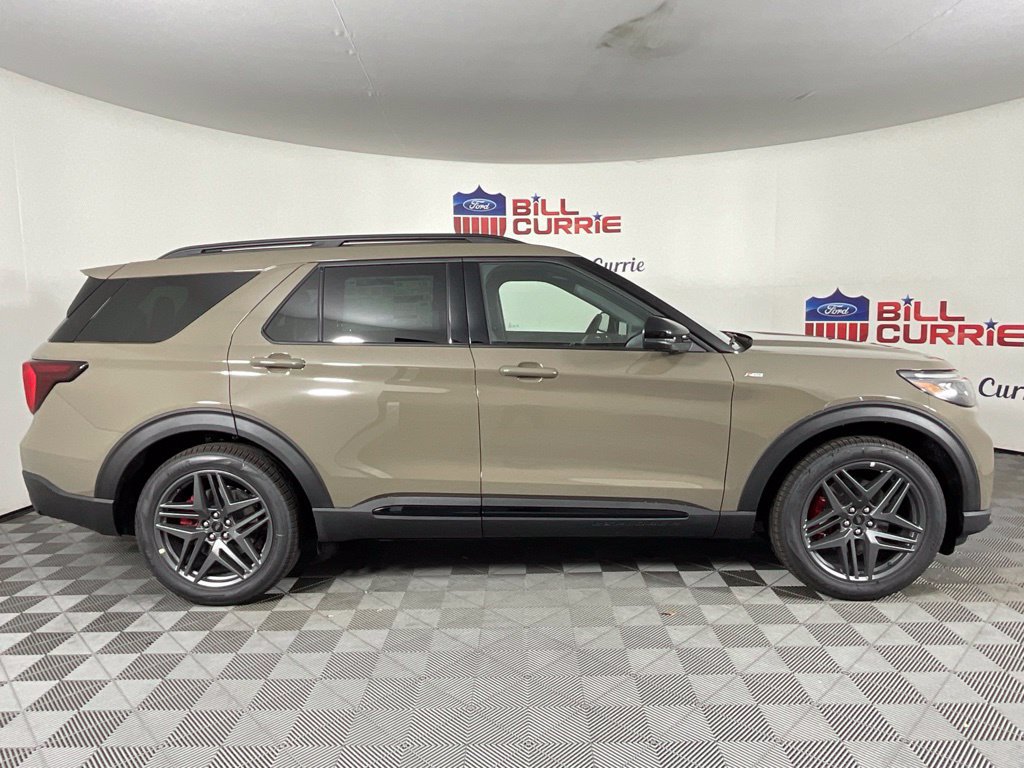 New 2027 Ford Explorer ST-Line w/ Premium Package RWD image 2