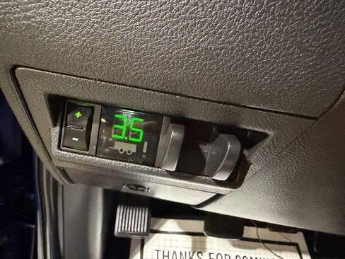 Used 2011 RAM 3500 Laramie w/ Cold Weather Group AWD/4WD image 34