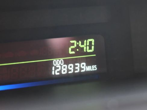 Used 2012 Toyota Prius V Five image 22