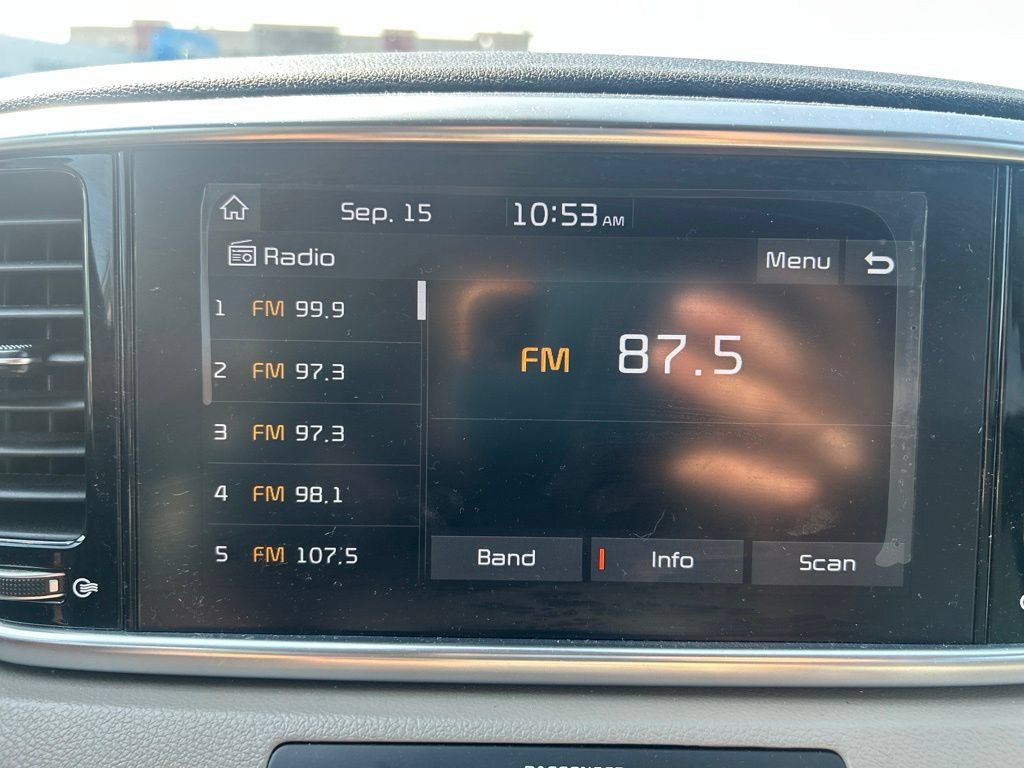 Used 2020 Kia Sportage EX FWD image 26