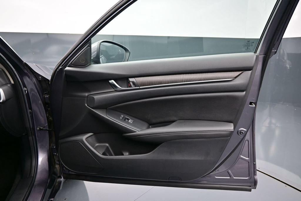Certified 2020 Honda Accord EX image 30