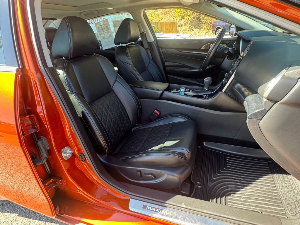 Used 2021 Nissan Maxima Platinum w/ Sport Mat Group FWD image 22