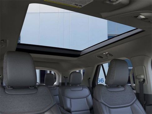 New 2026 Ford Explorer Active image 22