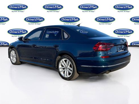 Used 2019 Volkswagen Passat 2.0T Wolfsburg image 6