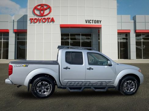 Used 2020 Nissan Frontier PRO-4X w/ Pro-4x Utility Package AWD/4WD image 17