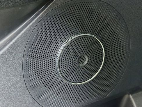 Used 2024 Ford Expedition Max XLT image 20