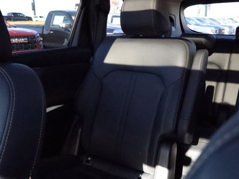 Used 2024 MAZDA CX-90 3.3 Turbo w/ Premium Package image 13