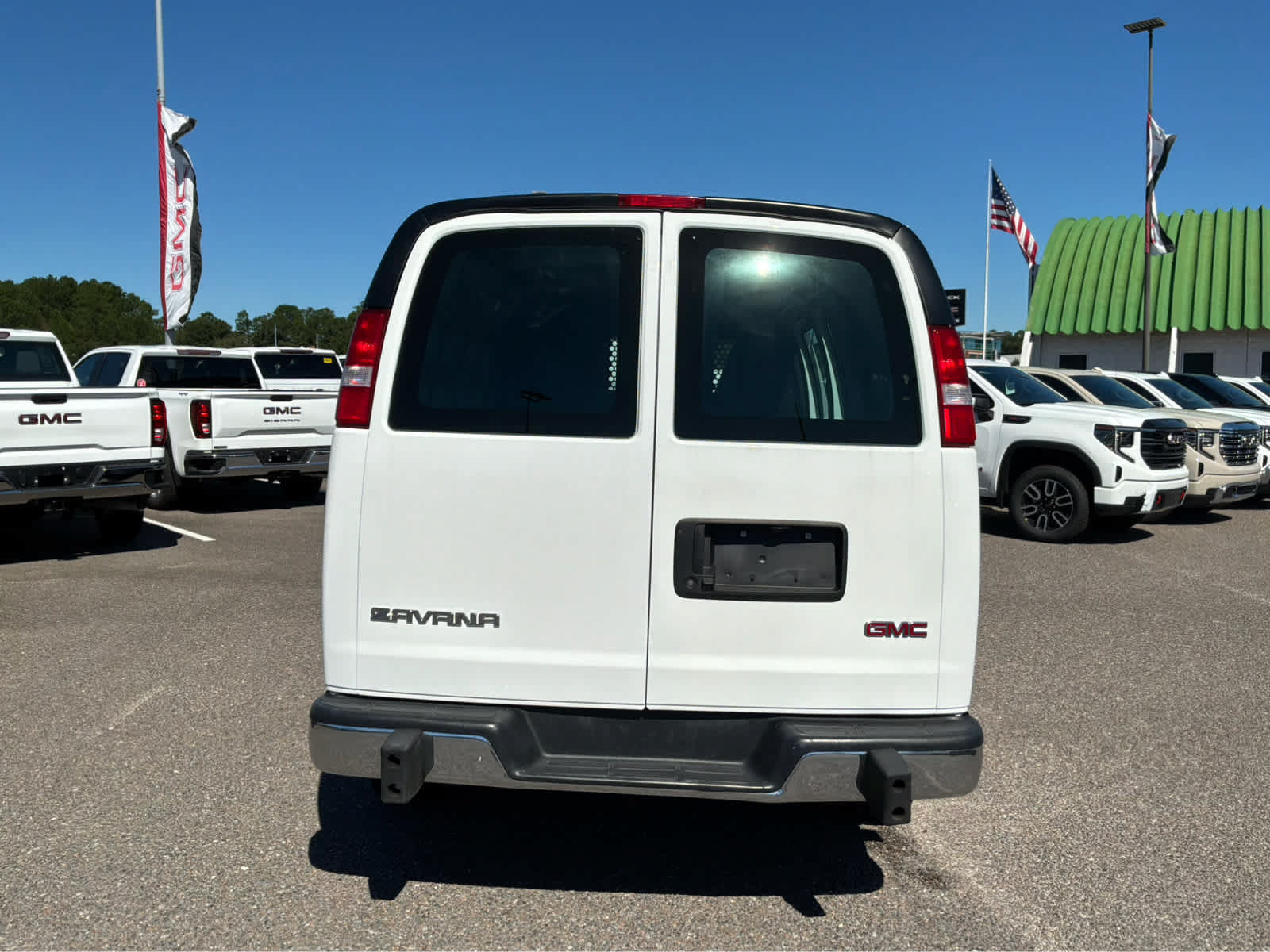 Used 2025 GMC Savana 2500 w/ Driver Convenience Package RWD image 6