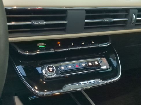 New 2026 Lincoln Corsair Grand Touring w/ Jet Appearance Package AWD/4WD image 19