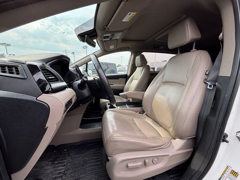 Used 2018 Honda Odyssey Elite image 10