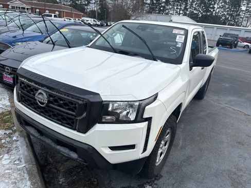 Used 2022 Nissan Frontier S image 5